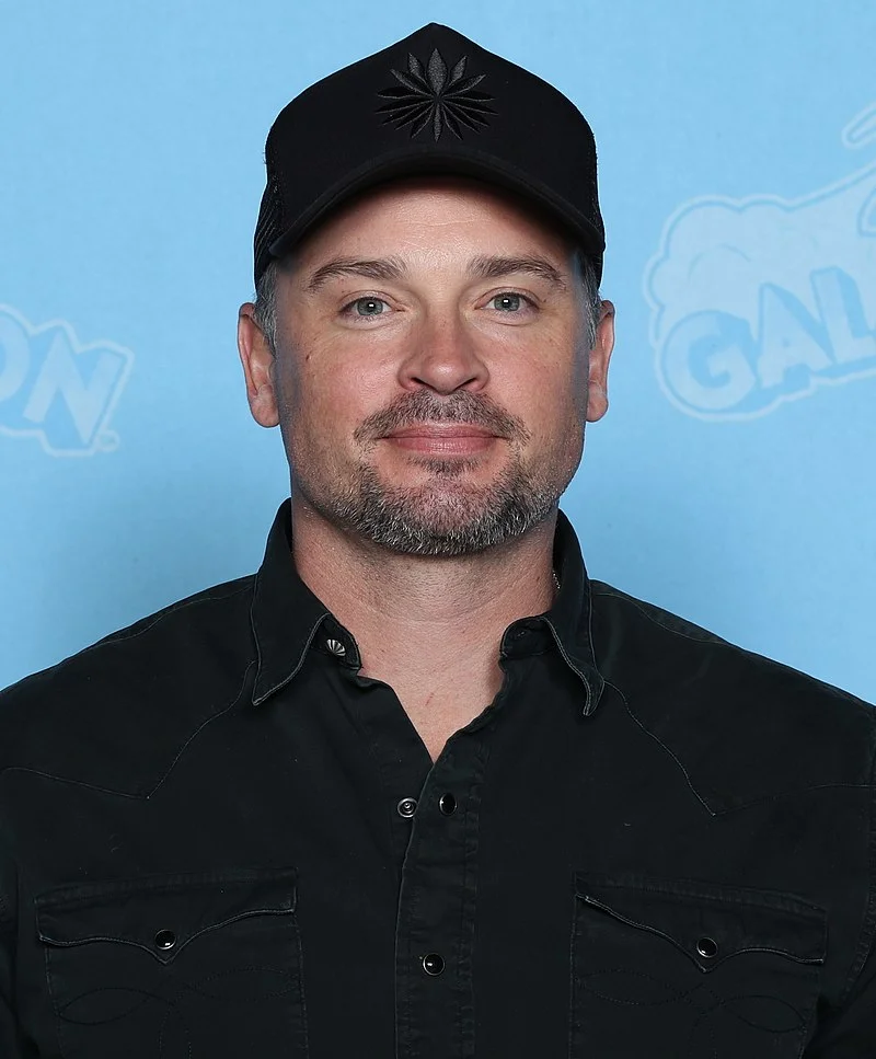 Tom Welling Net Worth 2024 Career, Biography & Personal Life